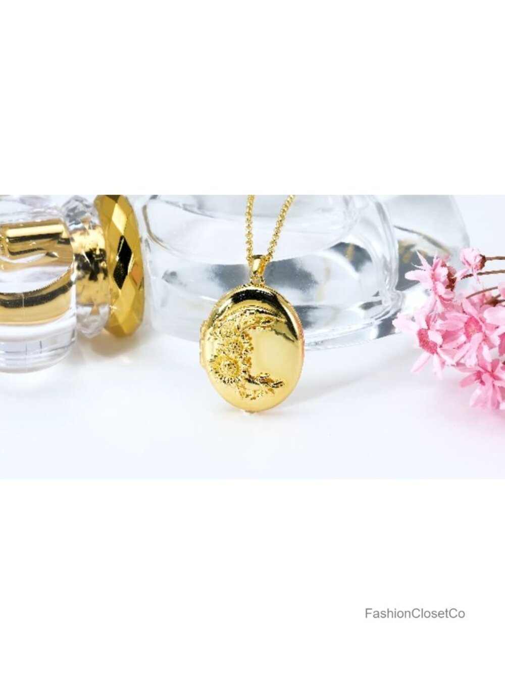 18K Gold Plated Oval Locket Necklace with 10K Solid Gold Chain, Photo Pendant - Picture 6 of 6